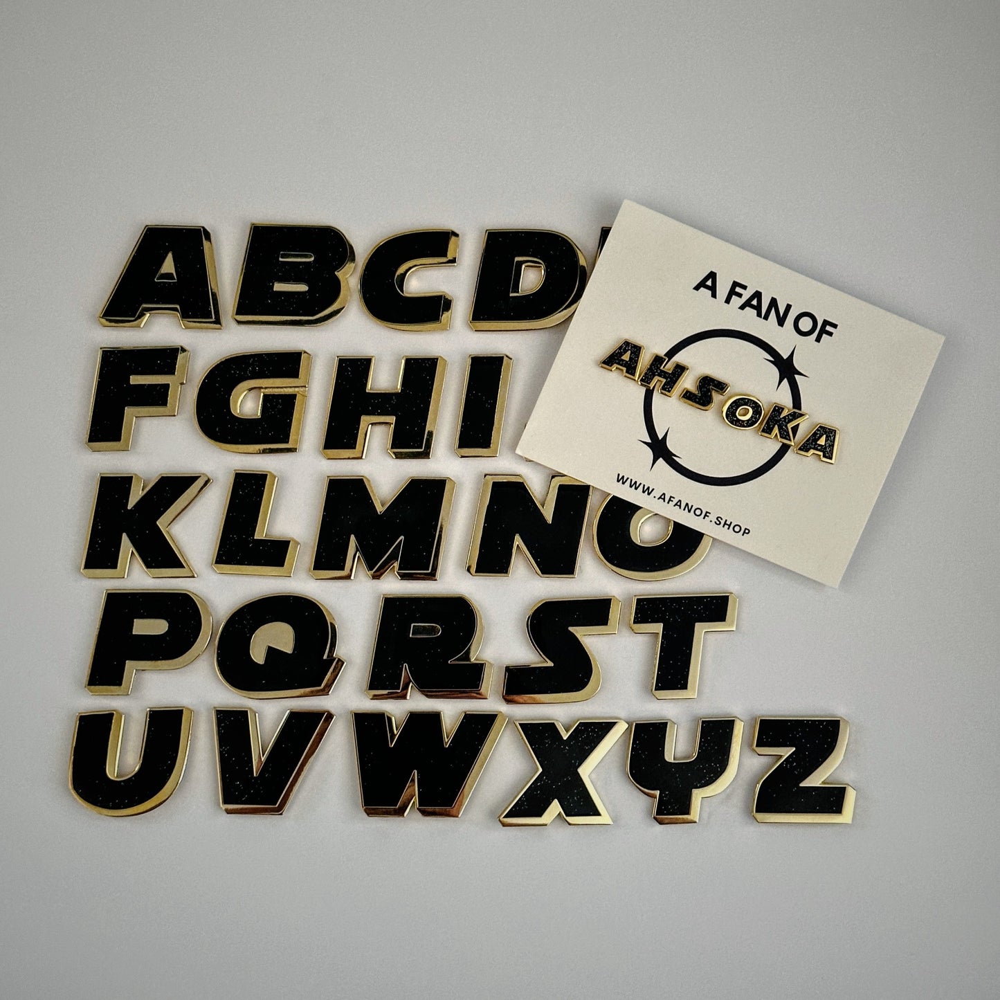 LARGE LOGO LETTER PINS