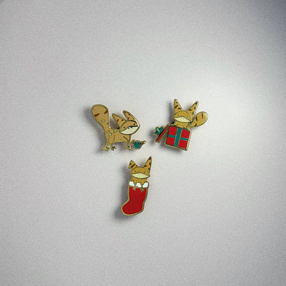 RED LOTHY CAT HOLIDAY PIN SET