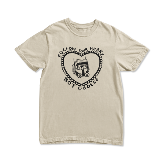 IVORY FOLLOW HEART TEE